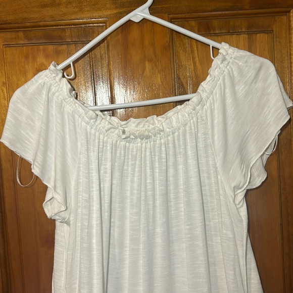 Adiva Off The Shoulder Top W/Crochet Detail - Picture 3 of 7